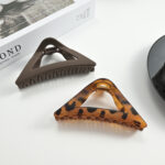 4PCS Frosted Mixed Hair Claw Clips for Women - Image 4
