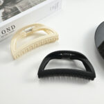 4PCS Frosted Mixed Hair Claw Clips for Women - Image 3