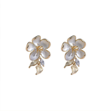 White enamel five-petal flower drop earrings with gold leaves and teardrop zircon, romantic S925 silver jewelry for daily dating and wedding outfits